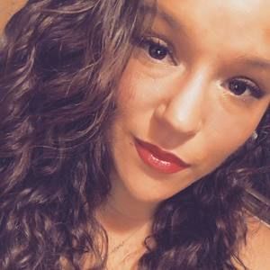 Meet your Posher, Maxine